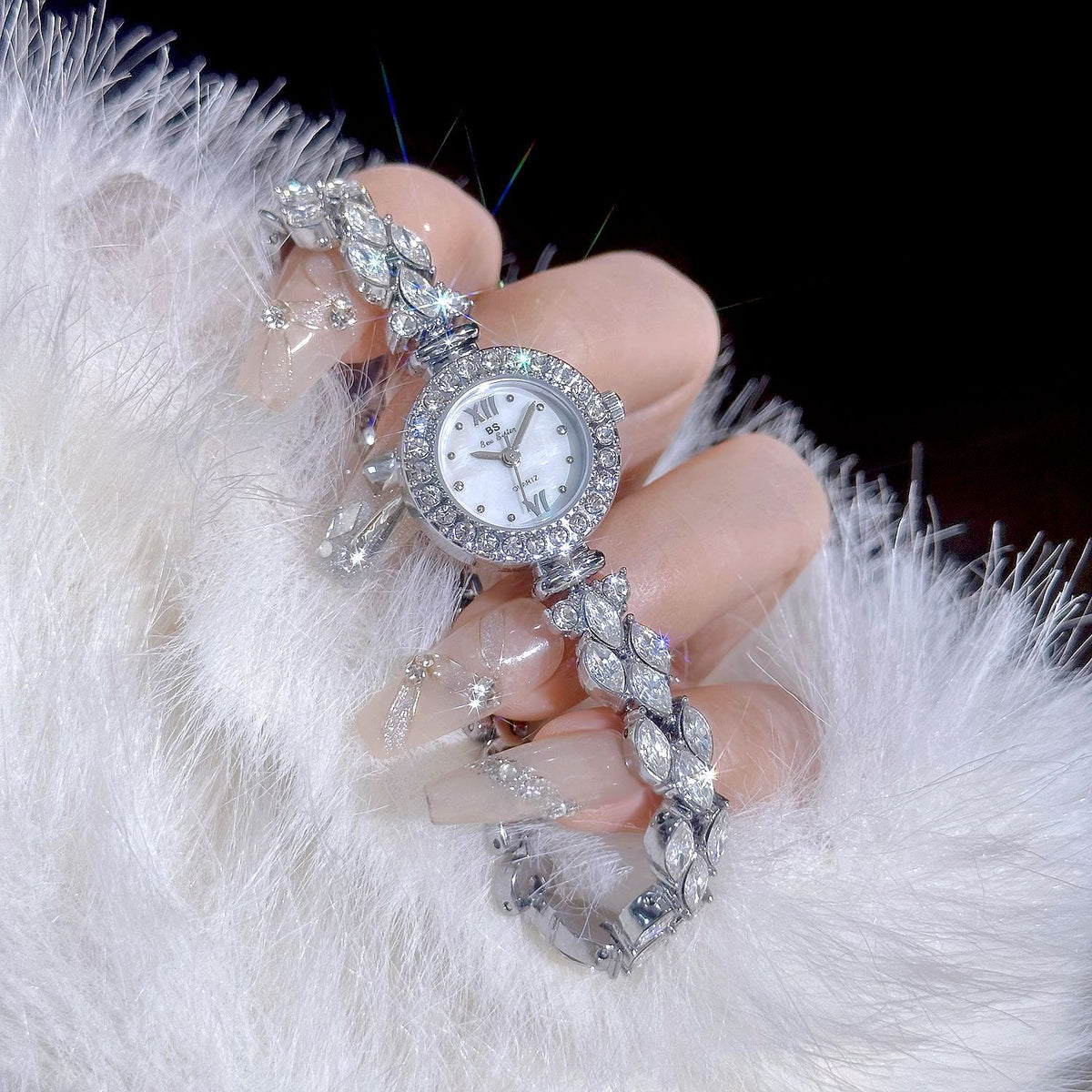 Luxury Exquisite Mermaid Watch