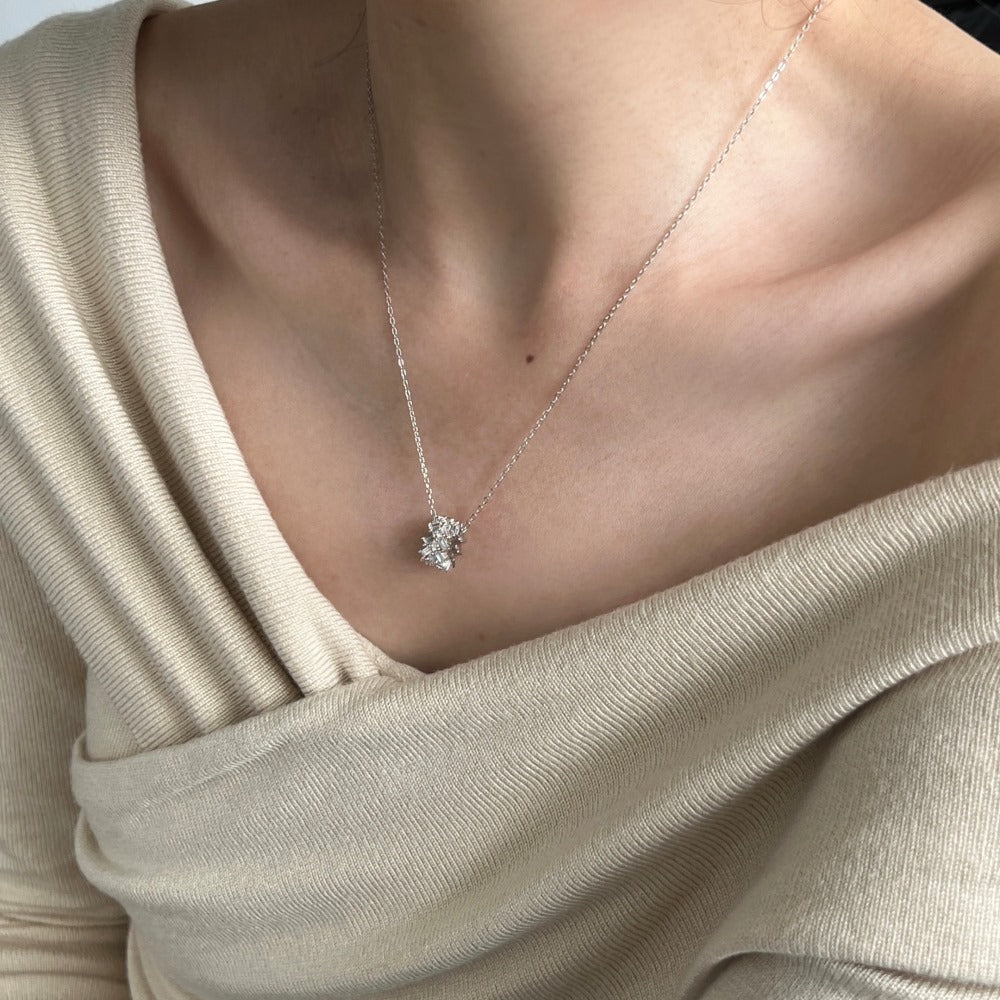 Light Luxury Clavicle Chain Necklace