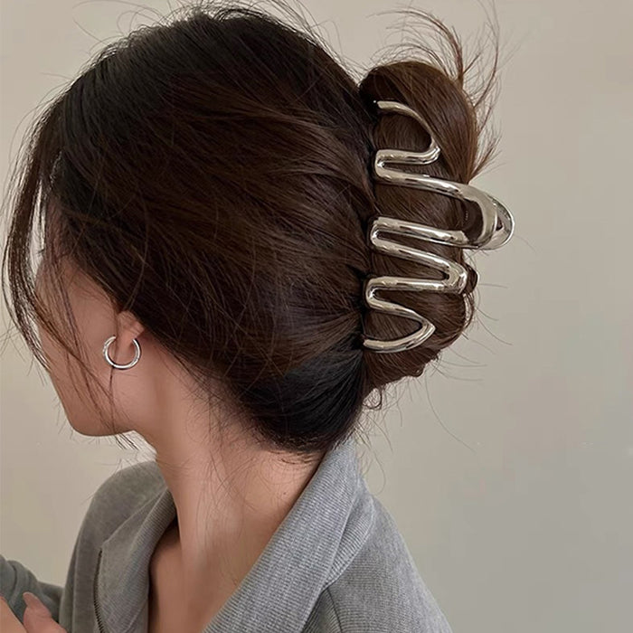 Oversized Pearl Wave Grip Headwear