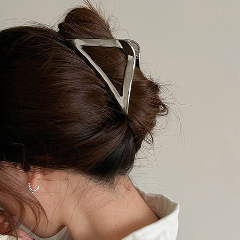 Oversized Pearl Wave Grip Headwear