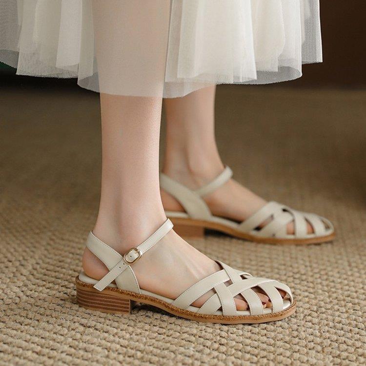Flat Simplicity Word Strap Closed Toe Sandals