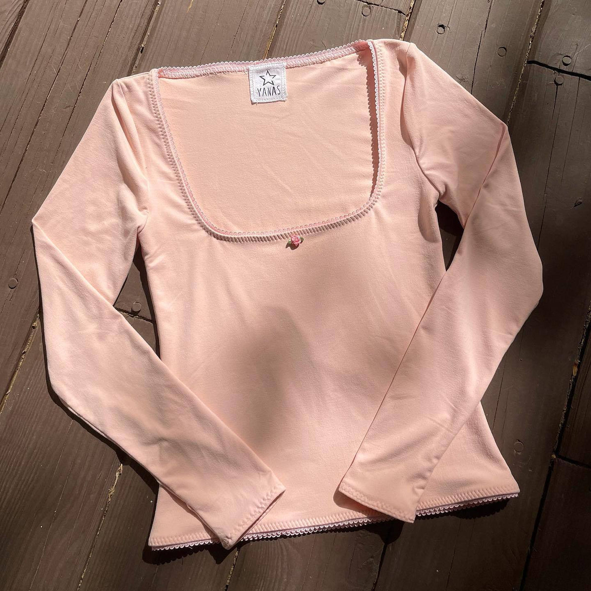 Floral Lace Solid Color Top